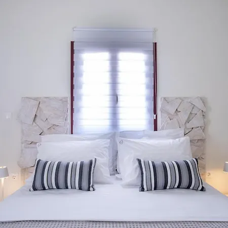 Bed & Breakfast Outopoia Caves